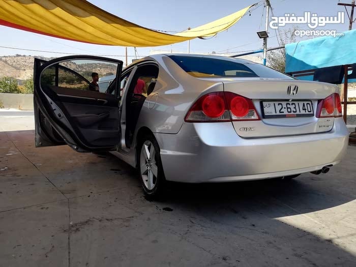 هوندا سيفيك 2008 فحص 7 جيد
لا تنسَ أنك شاهدت هذا الإعلان في عنكبوت
هوندا سيفيك 2008 بنزين اصل...