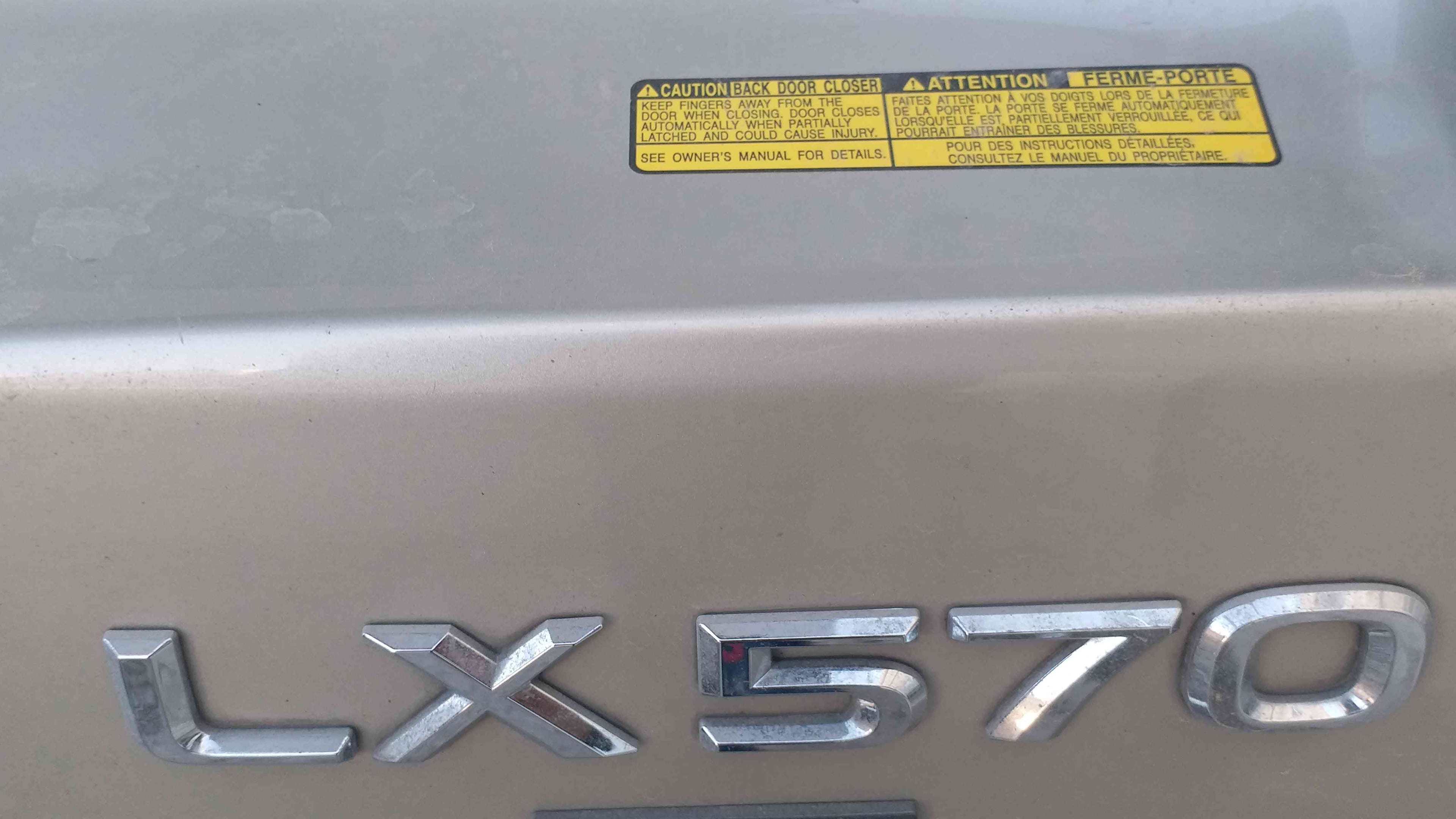 جيب لكزس LX570 2013
لا تنسَ أنك شاهدت هذا الإعلان في عنكبوت
جيب لكزس lx 570 موديل 2013 لون شم...