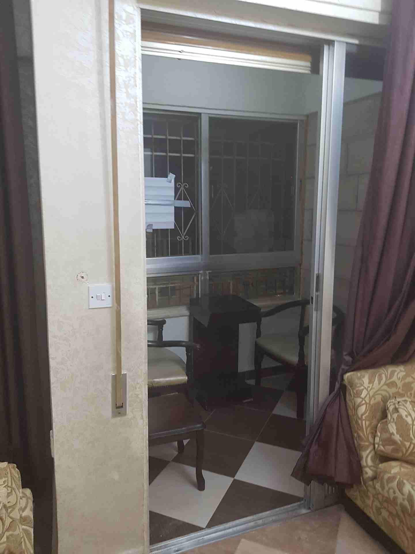 عبدون اسكان ريفكو جانب حديقة الديار للبيع و ليجار
لا تنسَ أنك شاهدت هذا الإعلان في عنكبوت
شارع شك...