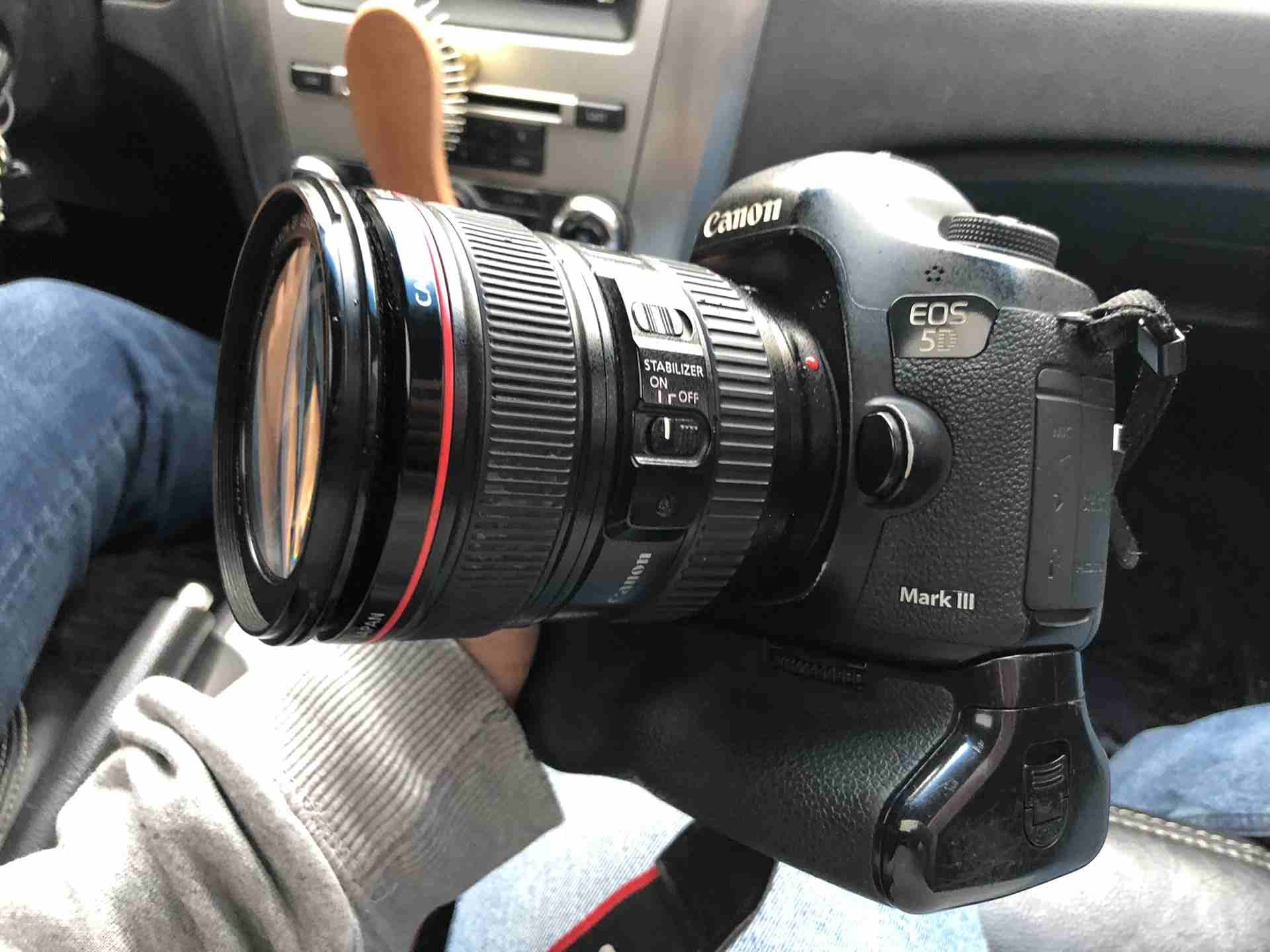 5D mark iii
لا تنسَ أنك شاهدت هذا الإعلان في عنكبوت
50mm 1.8
24-105mm
canon 70-300mm l
5d iii wi...