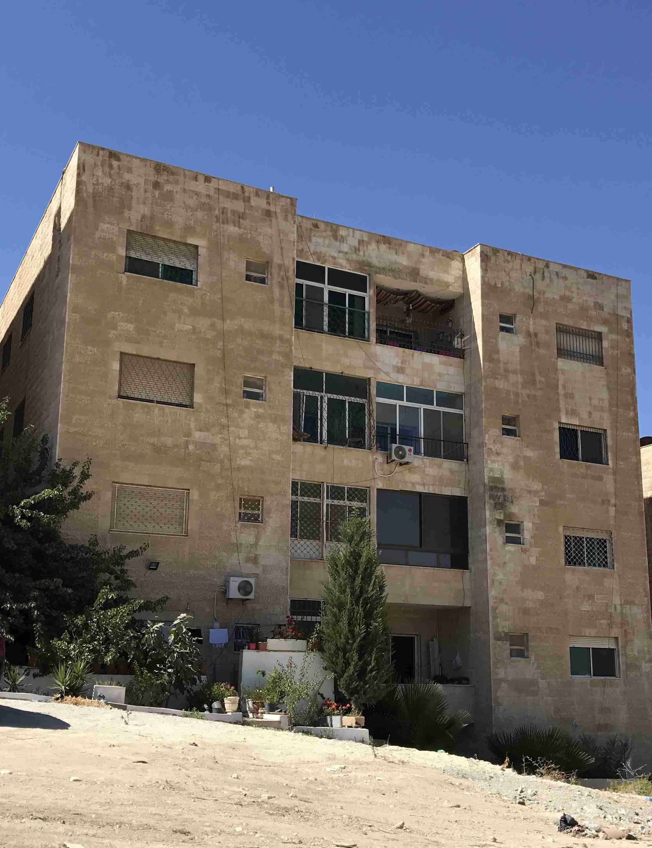 شقة بسعر مغري للبيع في ابونصير جهة شارع الاردن
لا تنسَ أنك شاهدت هذا الإعلان في عنكبوت
شقة لل...