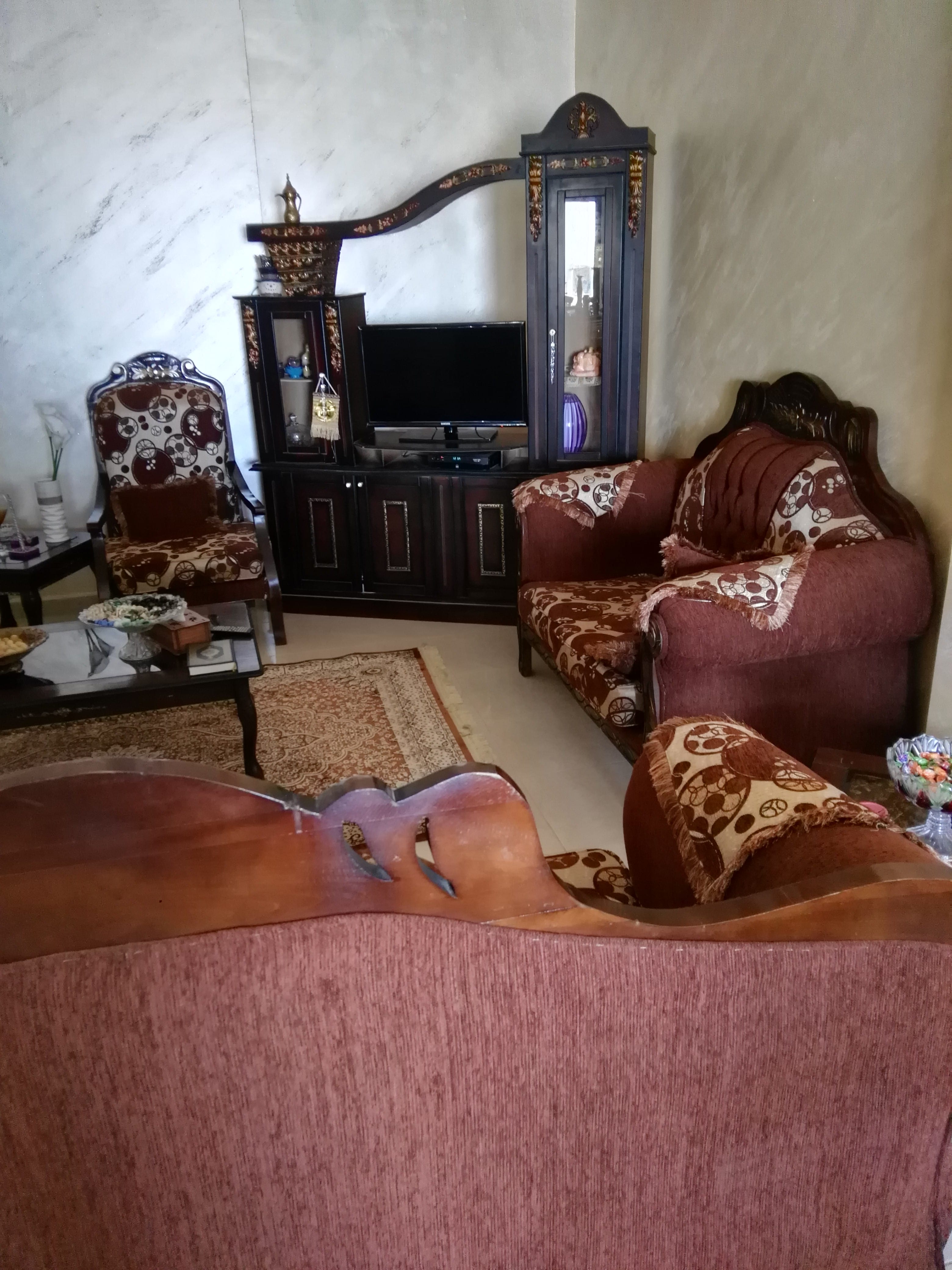 عمان الكماليه
لا تنسَ أنك شاهدت هذا الإعلان في عنكبوت
طقم كنب 7 مقاعد مع 3 طربيزات مع بوفيه...