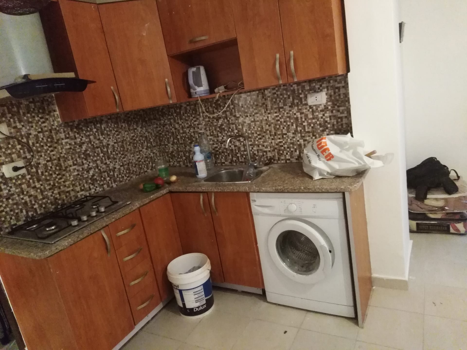شقة فارغة للايجار ام السماق 230 شهري رووف
لا تنسَ أنك شاهدت هذا الإعلان في عنكبوت
1نوم صالون...