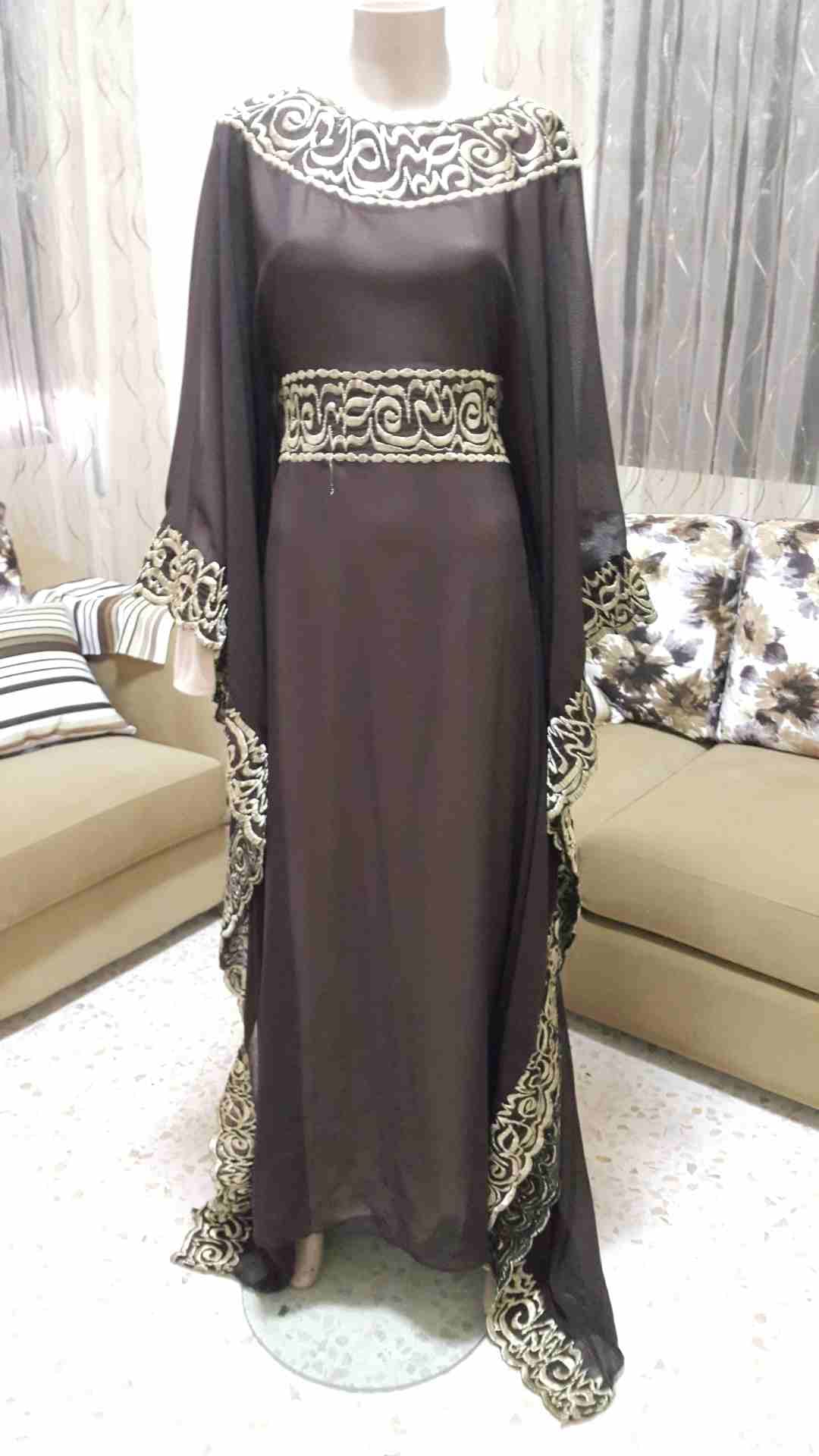 فساتين سهرة
لا تنسَ أنك شاهدت هذا الإعلان في عنكبوت
7 فساتين سهرة سايزات مختلفة جديد او ملبوس لبس...