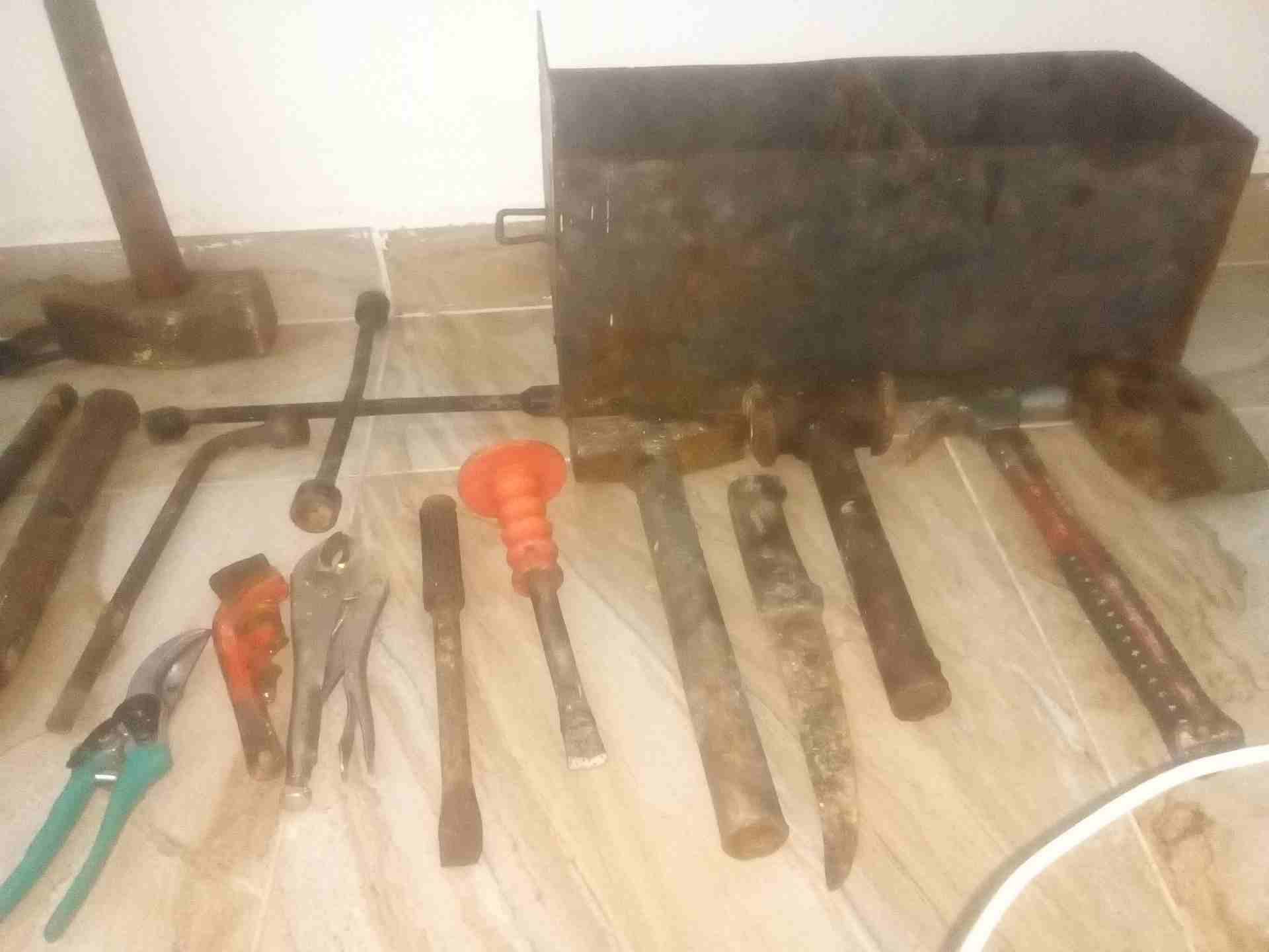 كل الأدوات والمعدات الي بصور للبيع بجمله
لا تنسَ أنك شاهدت هذا الإعلان في عنكبوت
للبيع بسعر الحرق...