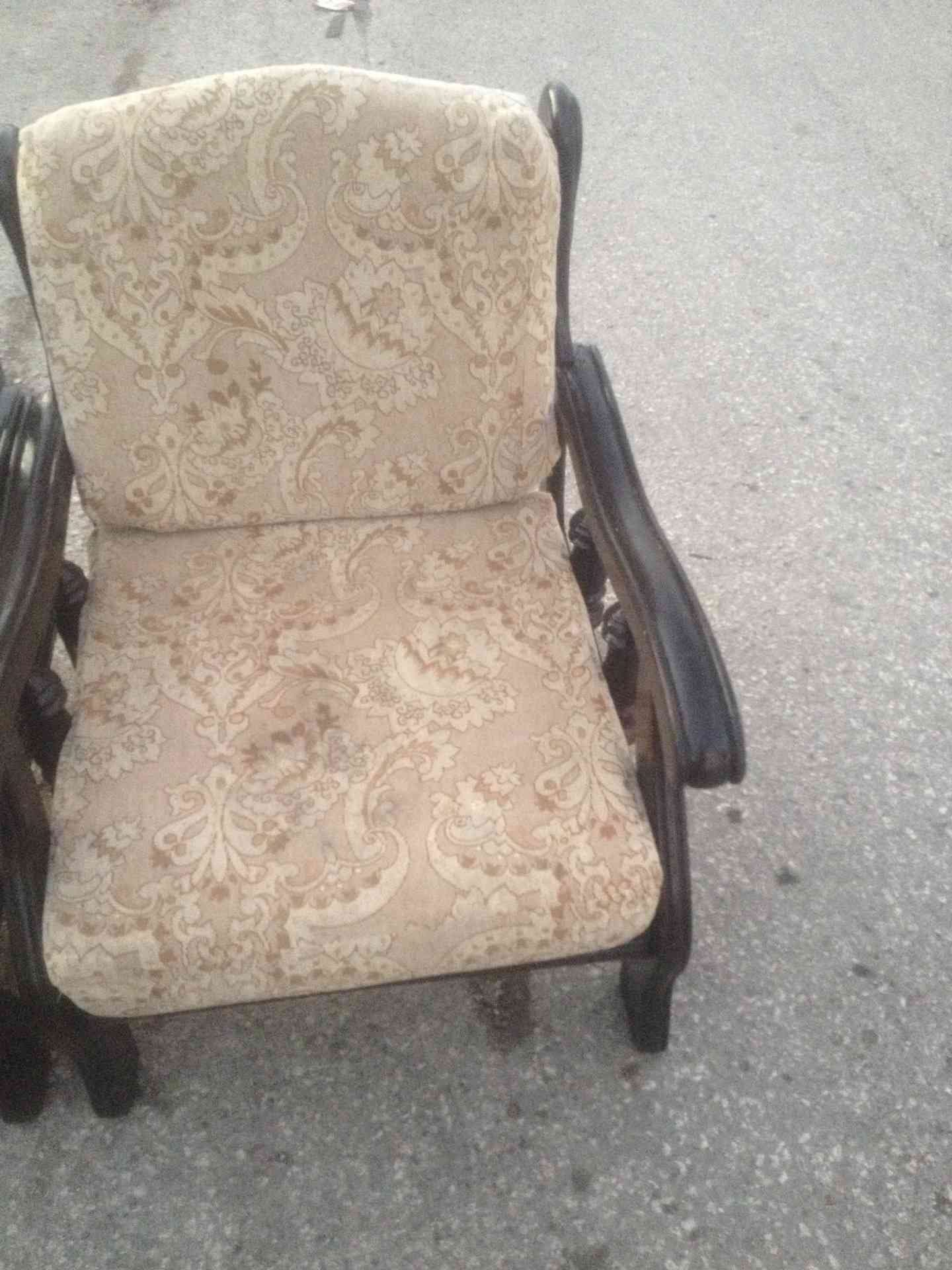 طقم مرس نضيف
لا تنسَ أنك شاهدت هذا الإعلان في عنكبوت
الطقم نضيف بالصلاه على النبي دهان جديد غ...