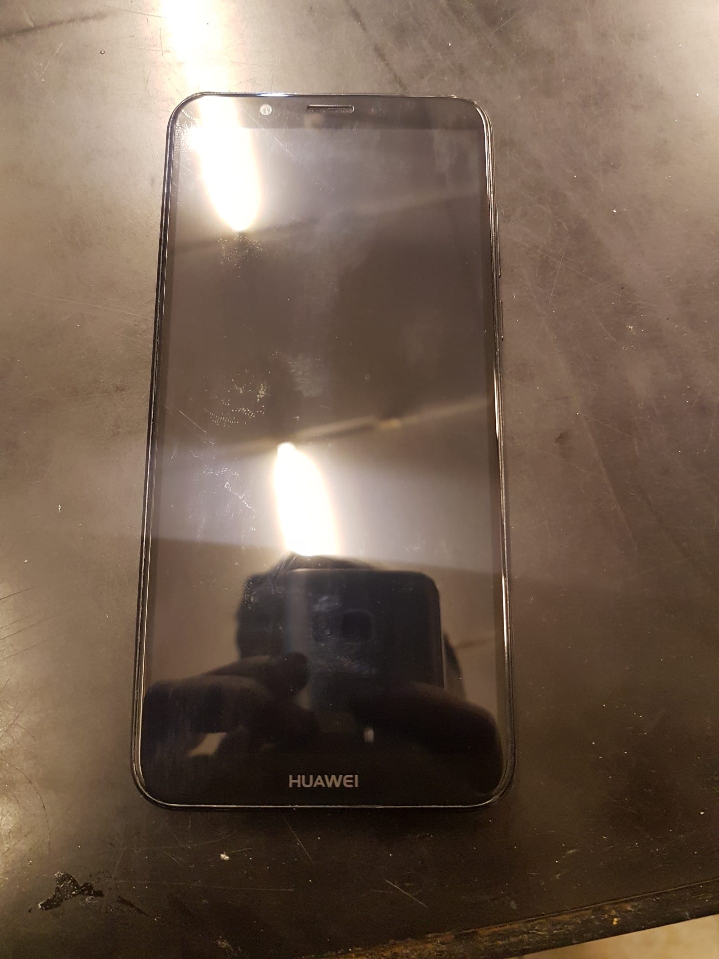 y7 prime 2018
لا تنسَ أنك شاهدت هذا الإعلان في عنكبوت
الجهاز نظيف يخلو من العيوب
لا يوجد معه...