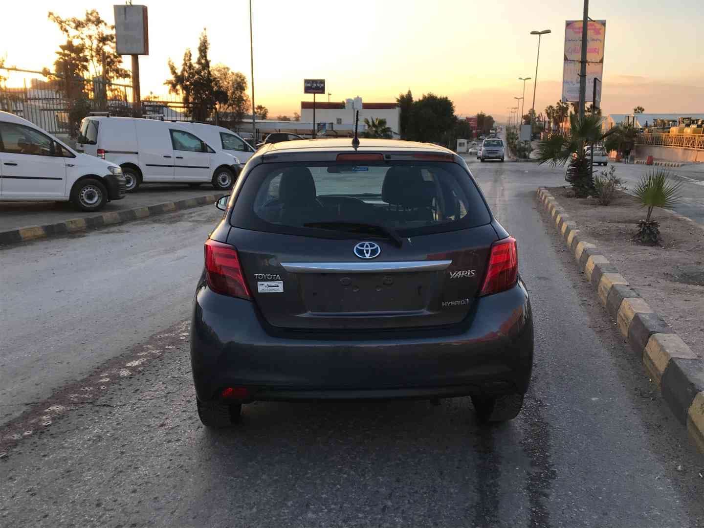 يارس YARIS تويتا 2016 - لون فيراني -
لا تنسَ أنك شاهدت هذا الإعلان في عنكبوت
تويتا يارس 2016...