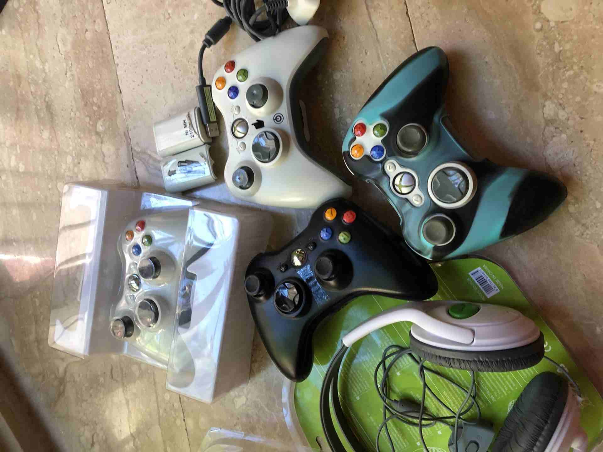 اكس بوكس360xbox جيجا256 gb بحاله ممتازة مع 4 أيدي و معدله اجدد تعديل و 255 سديcd
لا تنسَ أنك شاهدت هذا الإعلان في عنكبوت...