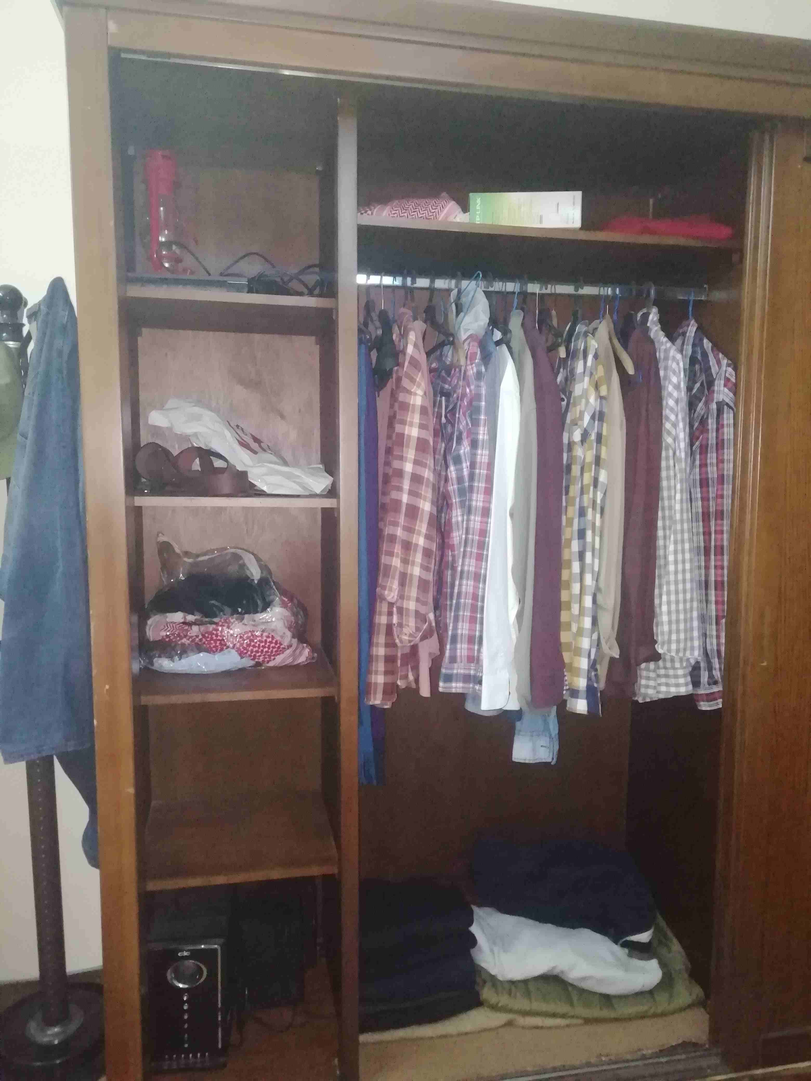غرفه نوم اقراء الإعلان كامل
لا تنسَ أنك شاهدت هذا الإعلان في عنكبوت
غرفة نوم خشب ابنوس كاملة مستع...