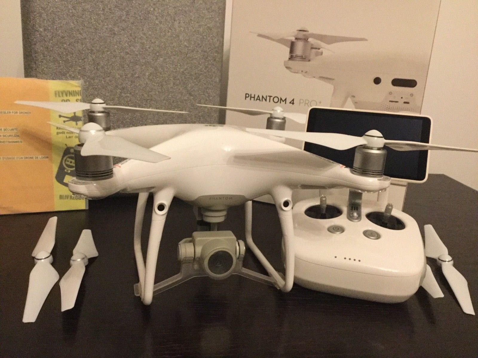 Condition: brand-new, unused, unopened, undamaged item in its original packaging.
Model: DJI Phantom 4 Pro+
Country/Region of Manufacture: China
UPC: 0190021283763
Any interested buyer should pleas...
