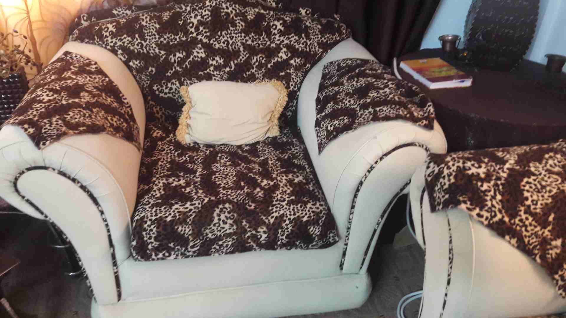للبيع عفش
لا تنسَ أنك شاهدت هذا الإعلان في عنكبوت
للبيع للتواصل 0788886485
--------------...