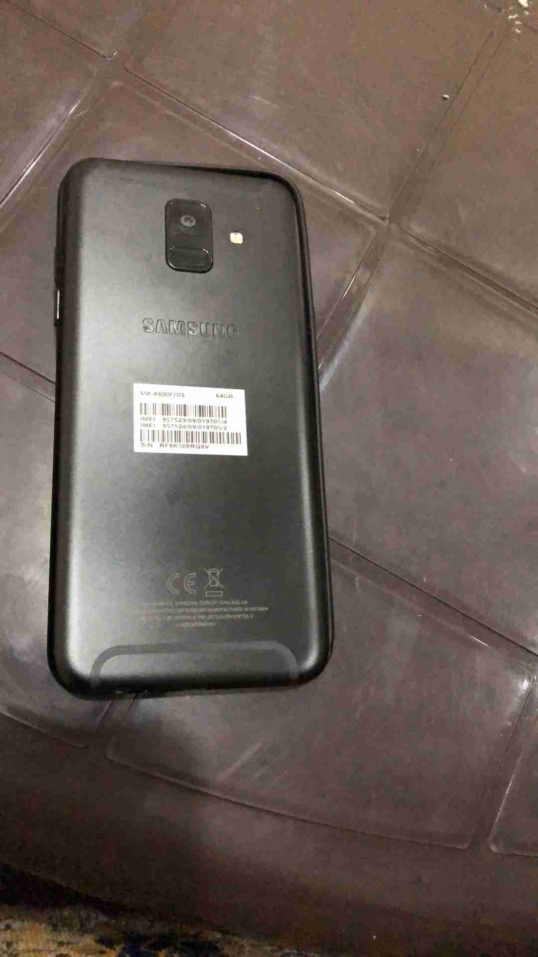 a6 Samsung Galaxy
لا تنسَ أنك شاهدت هذا الإعلان في عنكبوت
With carton, charger, earphone and...