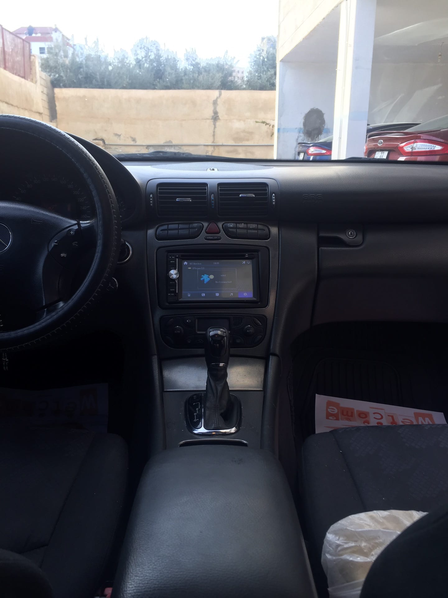 مرسيدس بنز c200
لا تنسَ أنك شاهدت هذا الإعلان في عنكبوت
C200 2001فل الفل ما عدا الجلد دهان وك...