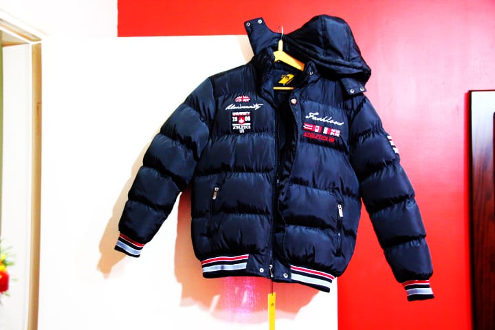 جاكيت اطفال شتوي مبطن بطاقية جديد للبيع KIDS WINTER JACKET with cap NEW FOR
لا تنسَ أنك شاهدت هذا الإعلان في عنكبوت...