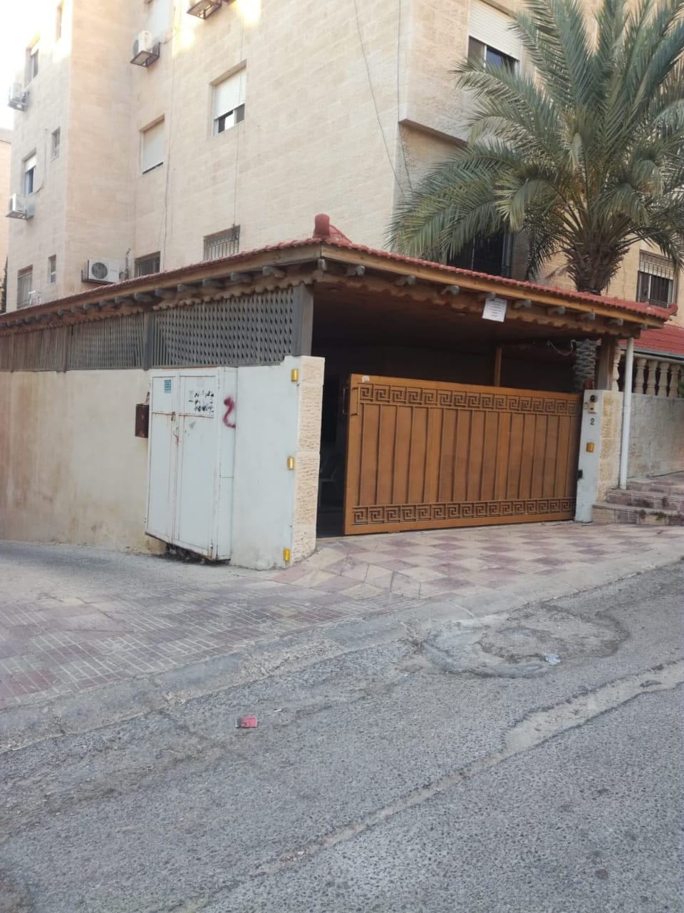دوار السابع شقه للبيع بسعر مغري
لا تنسَ أنك شاهدت هذا الإعلان في عنكبوت
بجانب نادي السيارات ا...