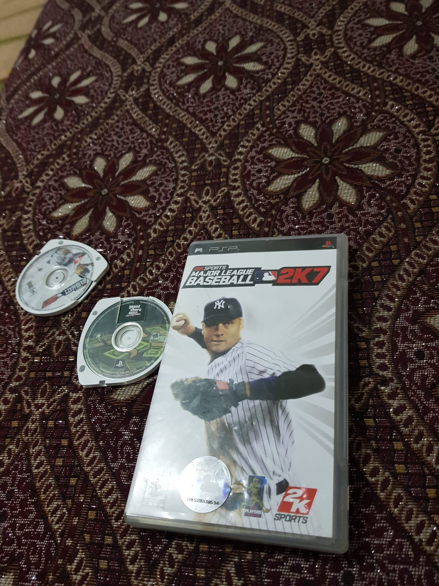 اشطة بي اس بي فيتا جيتي لعبة بسبوي فقط بعشر دنانير غير قابل للتفاوض البقعه
لا تنسَ أنك شاهدت هذا الإعلان في عنكبوت...
