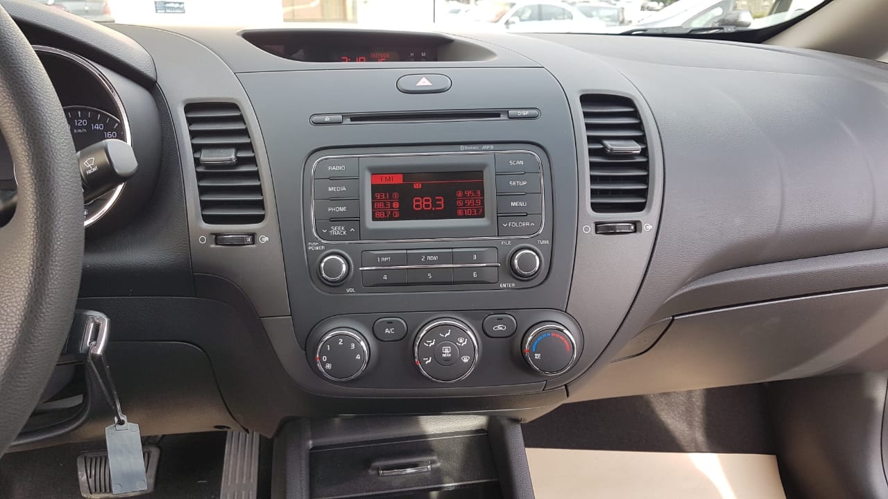 KIA SOUL EV 2015 كيا سول بلس كلين
لا تنسَ أنك شاهدت هذا الإعلان في عنكبوت
كيا سول 2015...