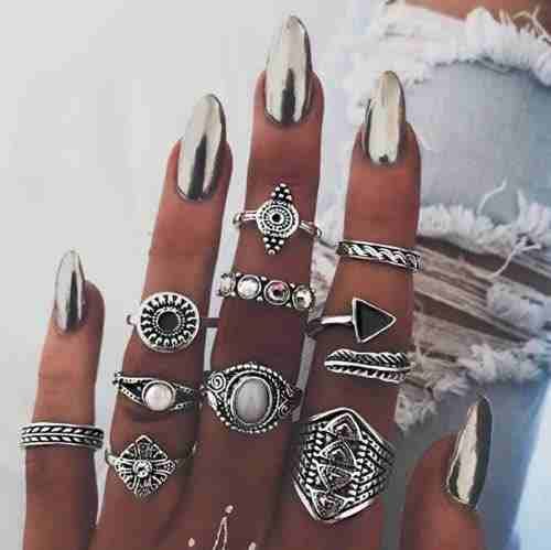 شروة اكسسوارات 400 قطعه ب 280 دينار ....اطقم خواتم وحلوق و سناسيل واساور
لا تنسَ أنك شاهدت هذا الإعلان في عنكبوت...