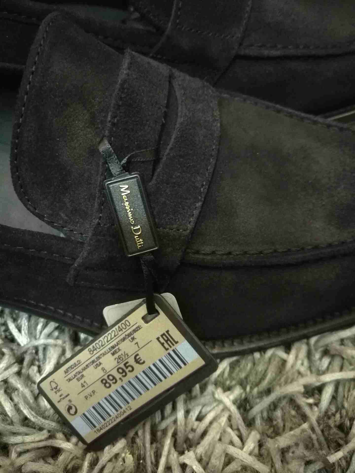 Massimo Dutti أحذية أصلية 100% جلد طبيعي صناعة البرتغال
لا تنسَ أنك شاهدت هذا الإعلان في عنكبوت...