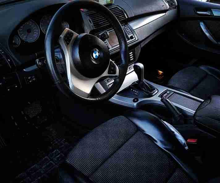 اصلي (bmw x5 4.8is 2005 (360
لا تنسَ أنك شاهدت هذا الإعلان في عنكبوت
فحص كامل بحالة ممتازة لي...