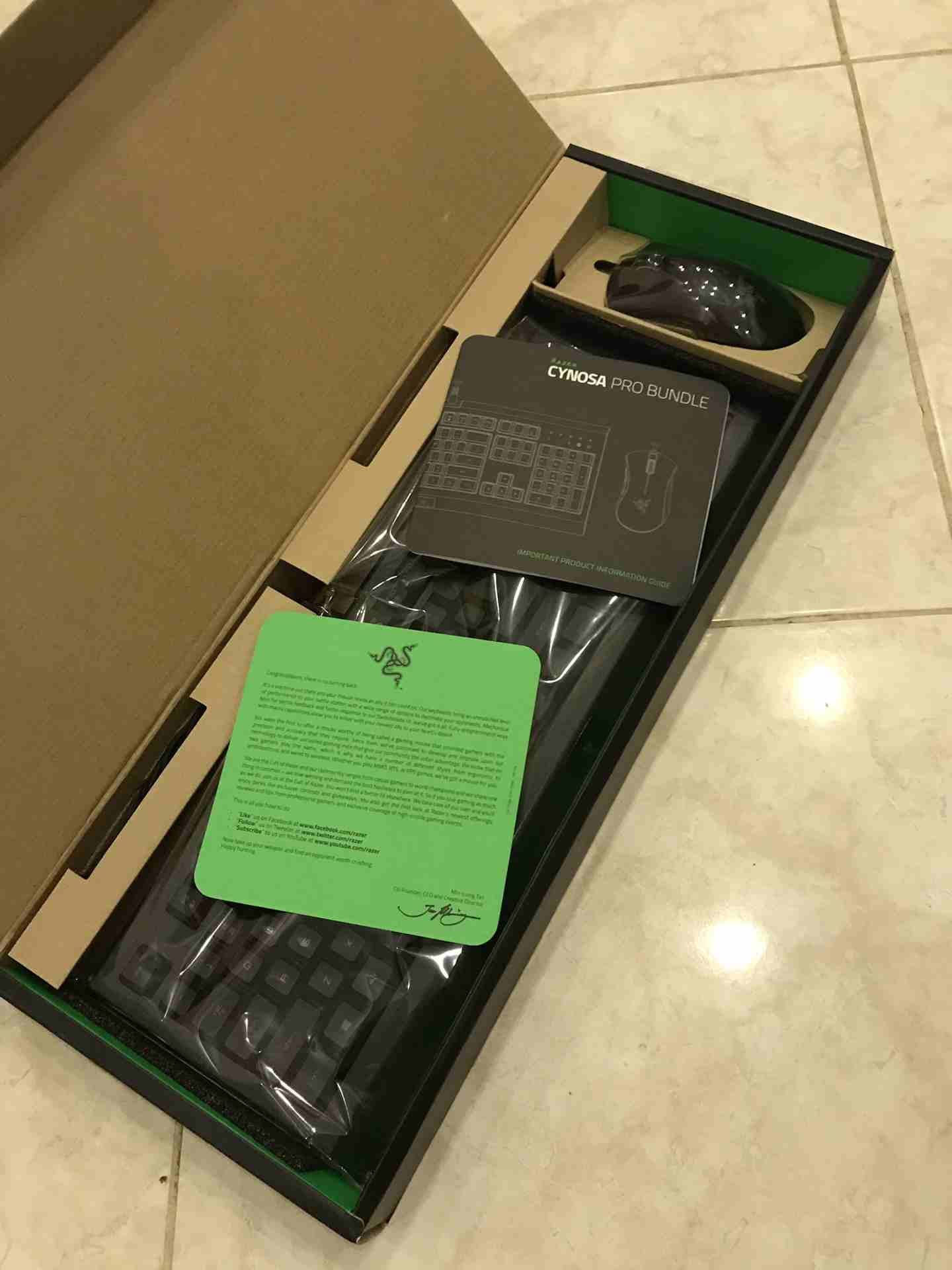 Razer Keyboard Mouse ( Cynosa Pro Bundle)
لا تنسَ أنك شاهدت هذا الإعلان في عنكبوت
Razer Keyboar...