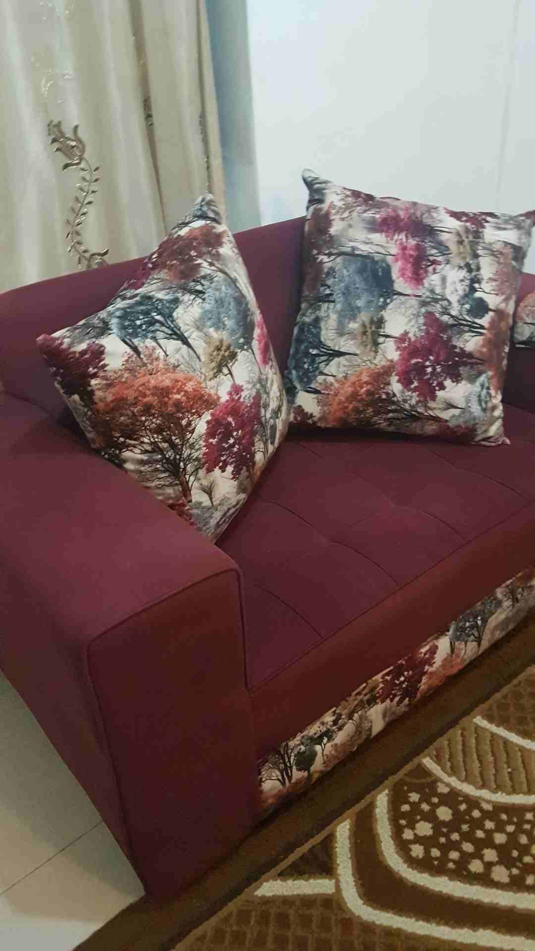 عفش بيت للبيع بداعي سفر
لا تنسَ أنك شاهدت هذا الإعلان في عنكبوت
-1 خزانتين نخب خشي سويدي مافيهم ك...