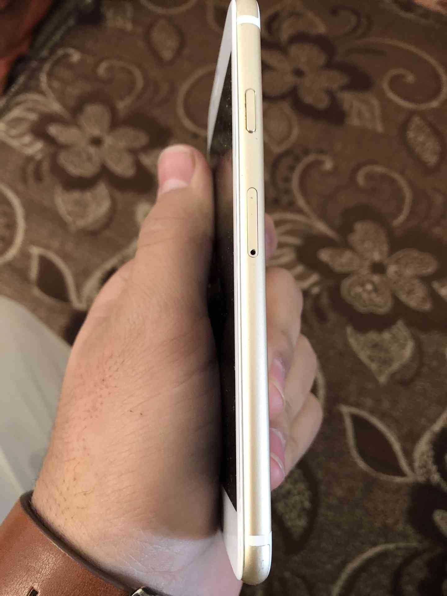 ايفون 6 64 جيجاا معااه گرتوونه فقط
لا تنسَ أنك شاهدت هذا الإعلان في عنكبوت
الجهااز نضيف مغيرل...