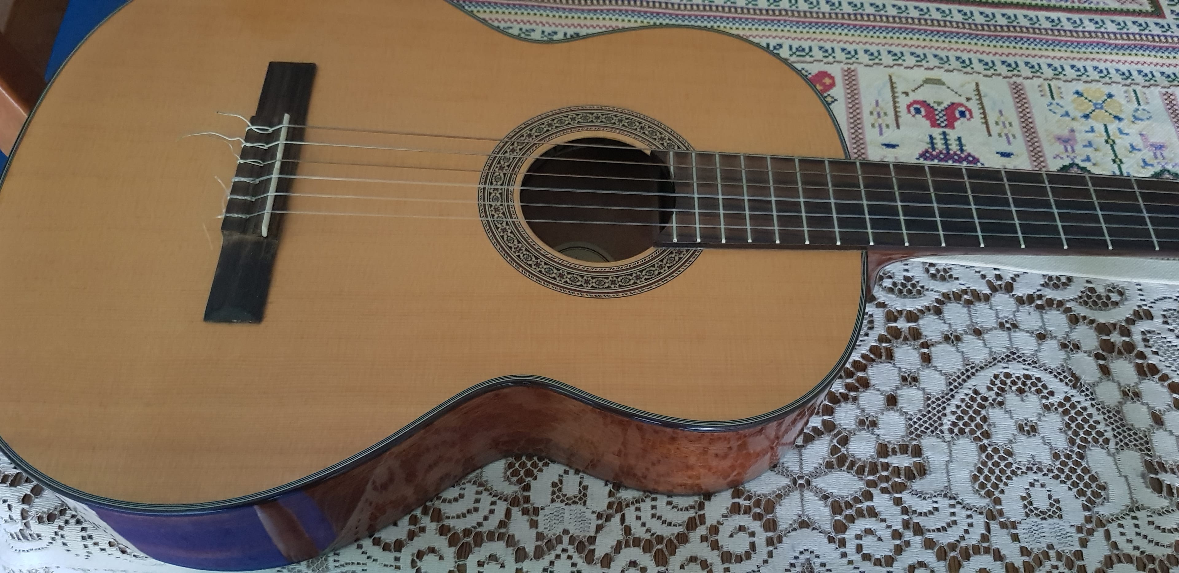 جيتار فندر fender guitar cdn 90 اصلي
لا تنسَ أنك شاهدت هذا الإعلان في عنكبوت
قيتار فندر
fend...