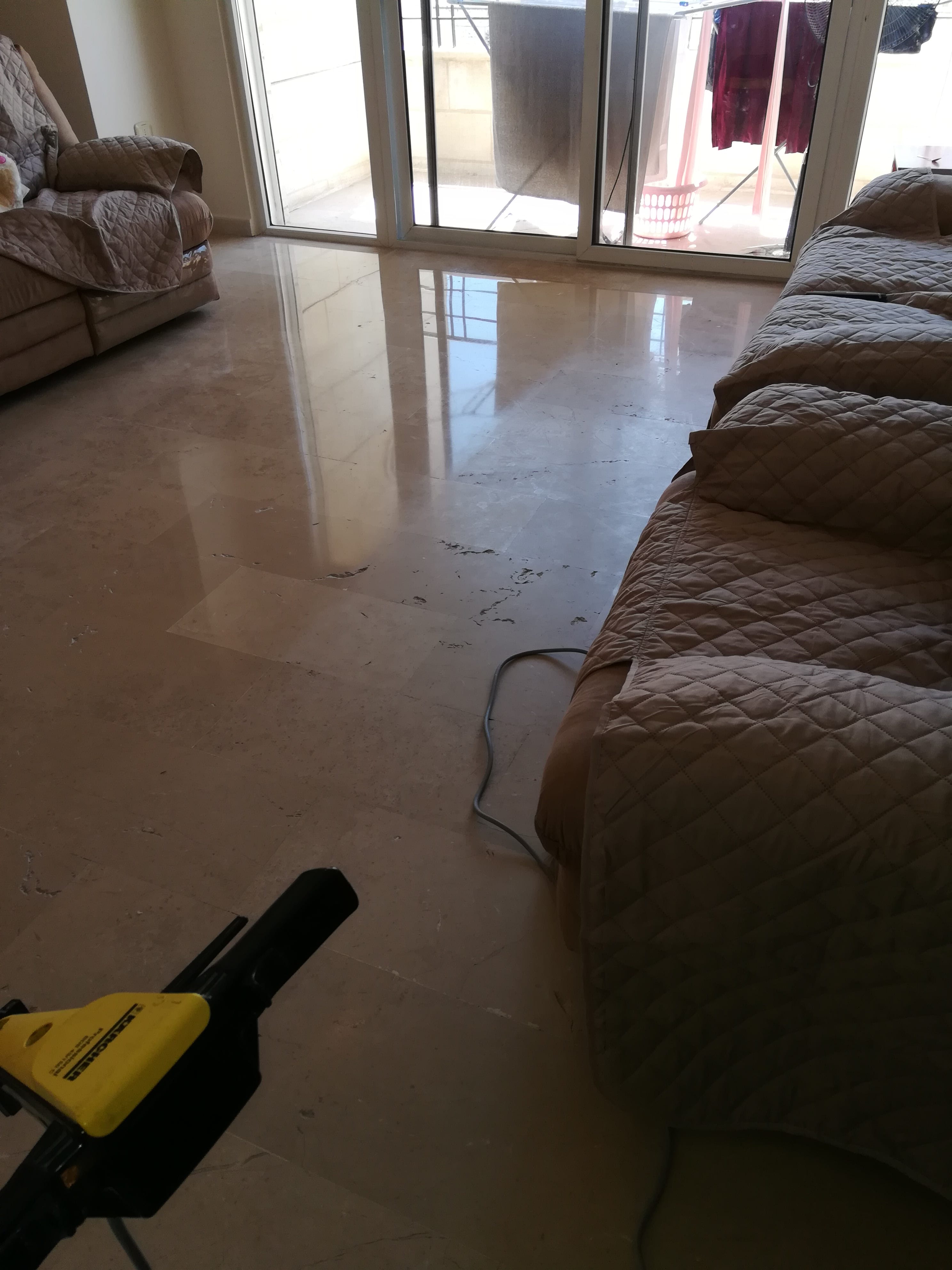 فاست كلين لتنظيف السجاد الموكيت والكنب
لا تنسَ أنك شاهدت هذا الإعلان في عنكبوت
تنظيف السجاد ا...