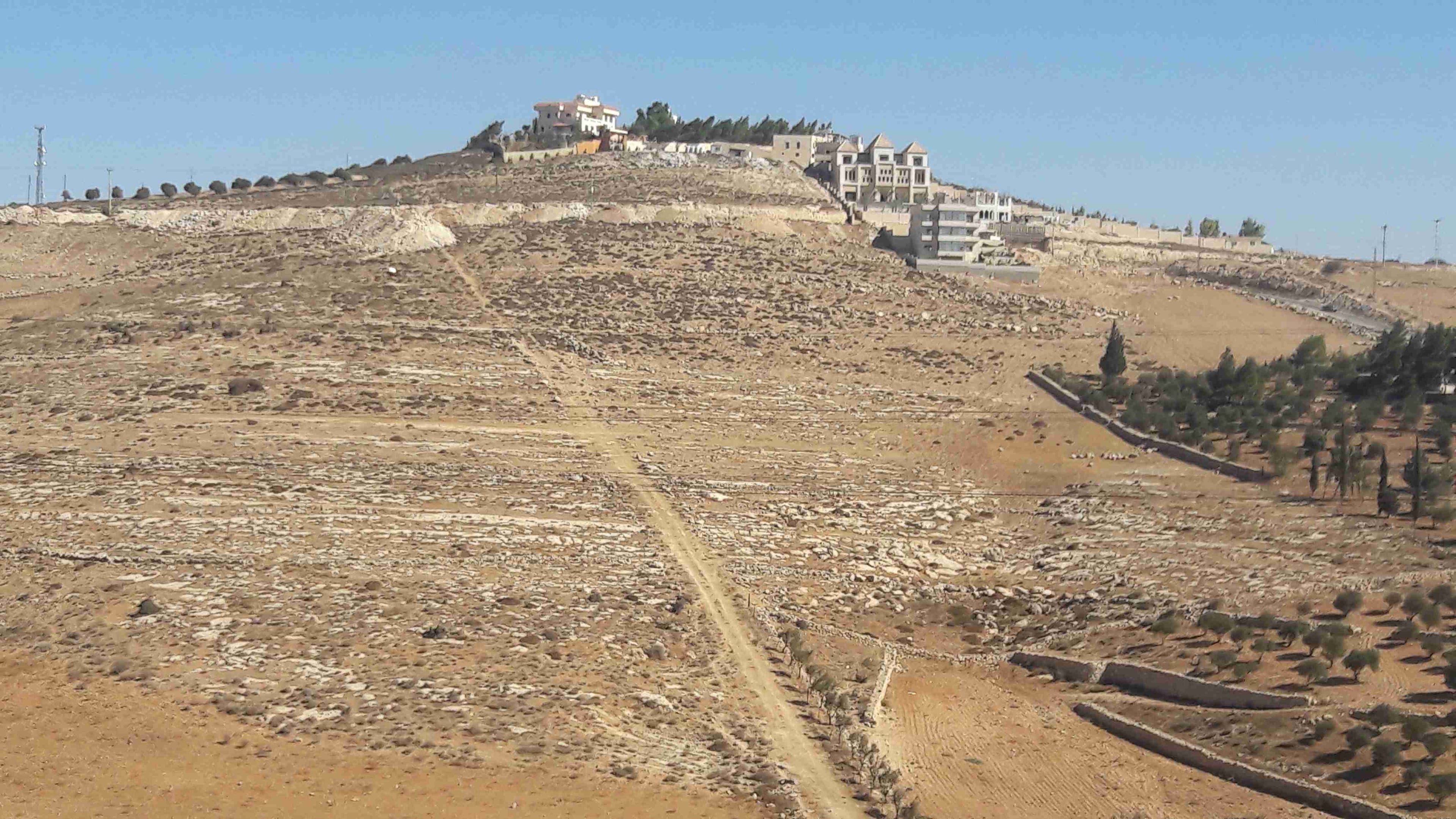زينات الربوع / المكمان
لا تنسَ أنك شاهدت هذا الإعلان في عنكبوت
أرض 840 متر في اعلى قمم زينات...