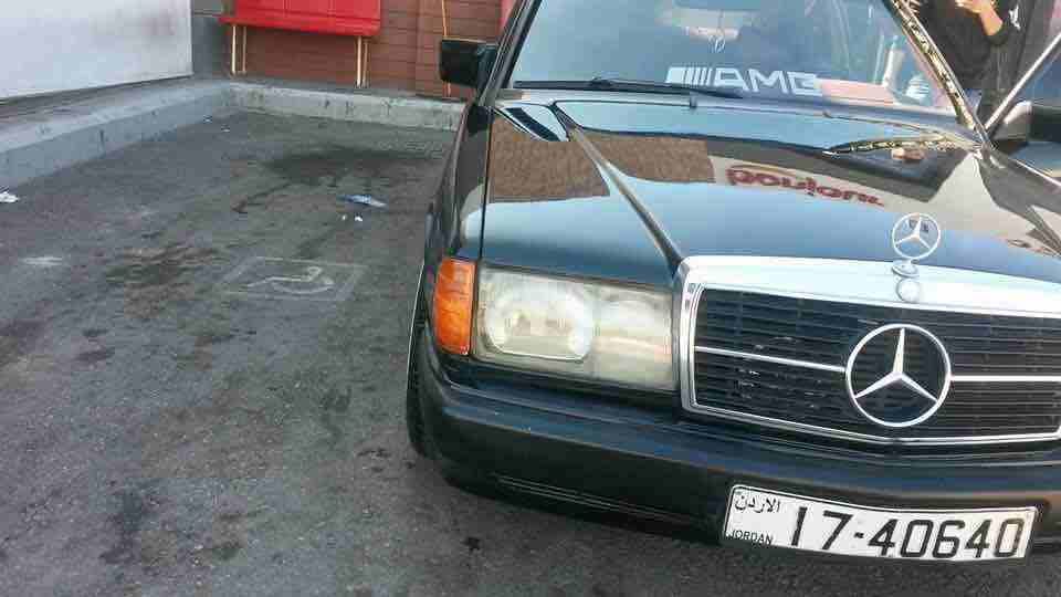 مرسيدس E190 للبيع
موديل ١٩٨٧ خالي قص قلبان كوشوك جديد دهان جديد غرفه نظيفه منتهي ترخيص ثلاث شهور
السعر قابل للتفاوض بشيئ بسيط