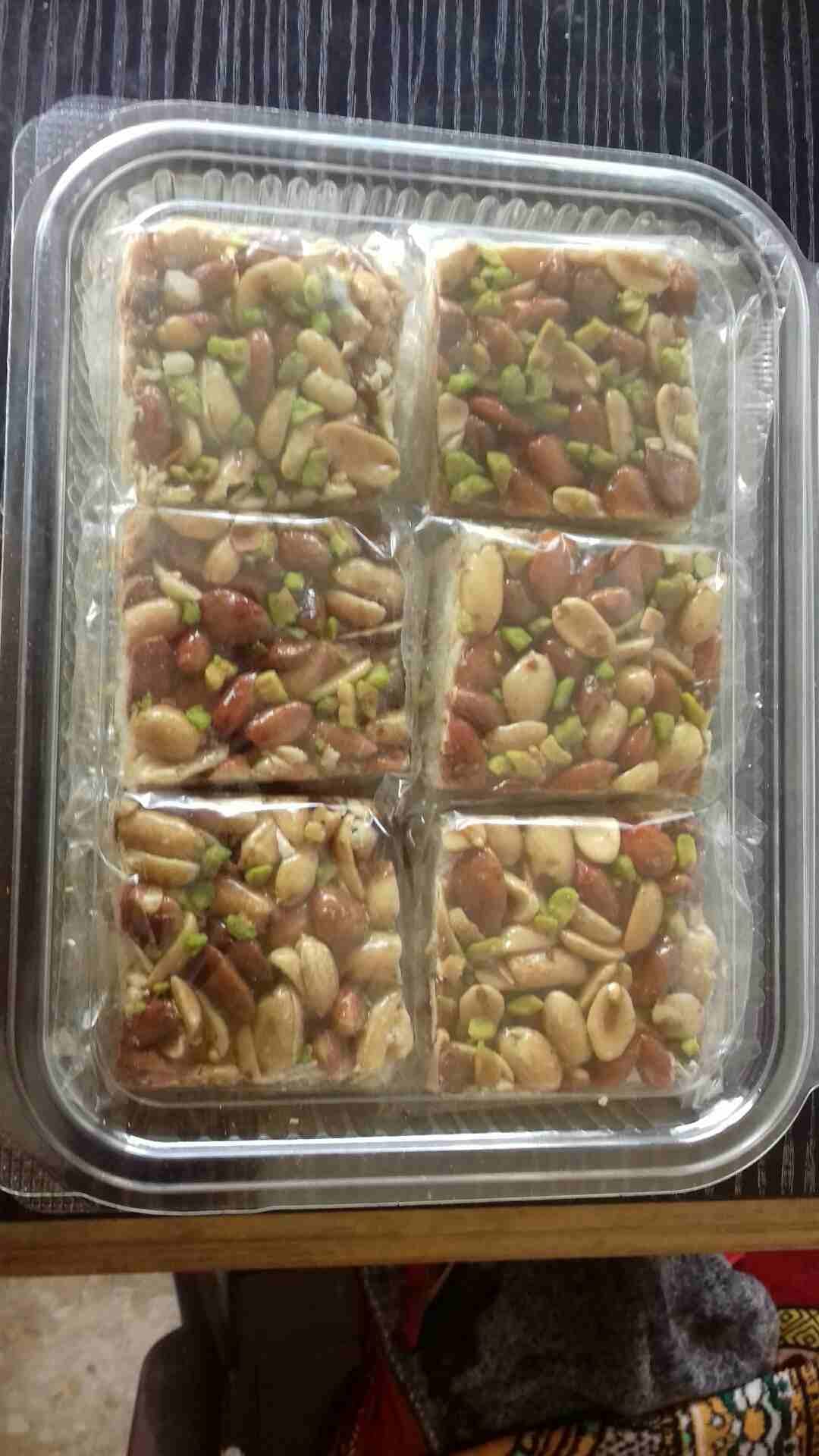 سكاكر وحلويات للتوزيع.
لا تنسَ أنك شاهدت هذا الإعلان في عنكبوت
السلام عليكم مطلوب موزعين سكاكر شر...