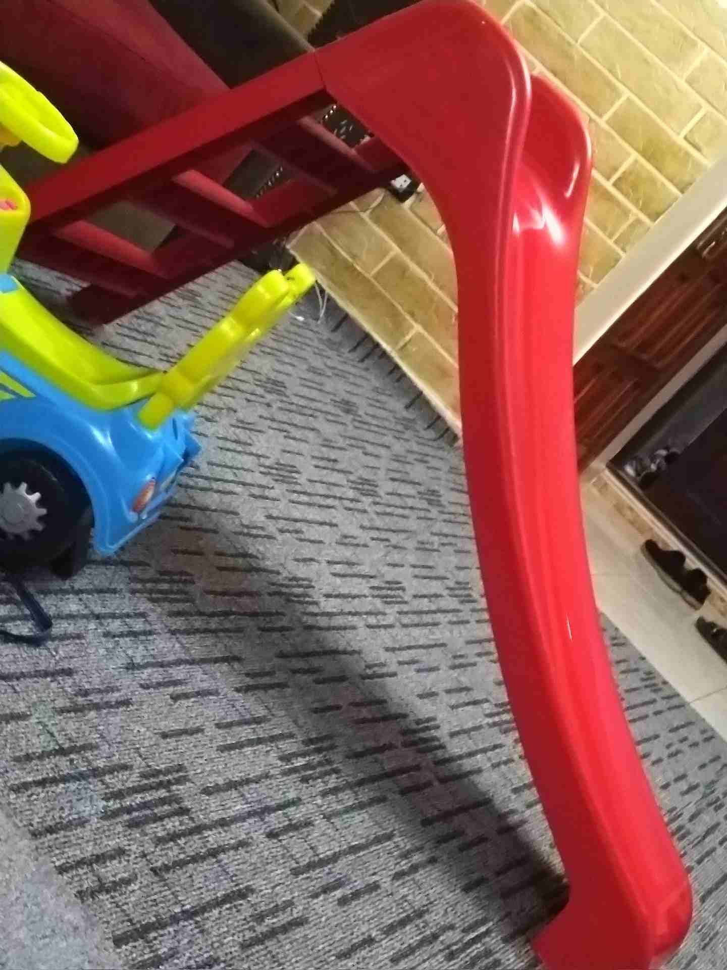 سحسيلة لون احمر مبارح شتريتها
لا تنسَ أنك شاهدت هذا الإعلان في عنكبوت
سحسيلة لون احمر لساتها جديد...