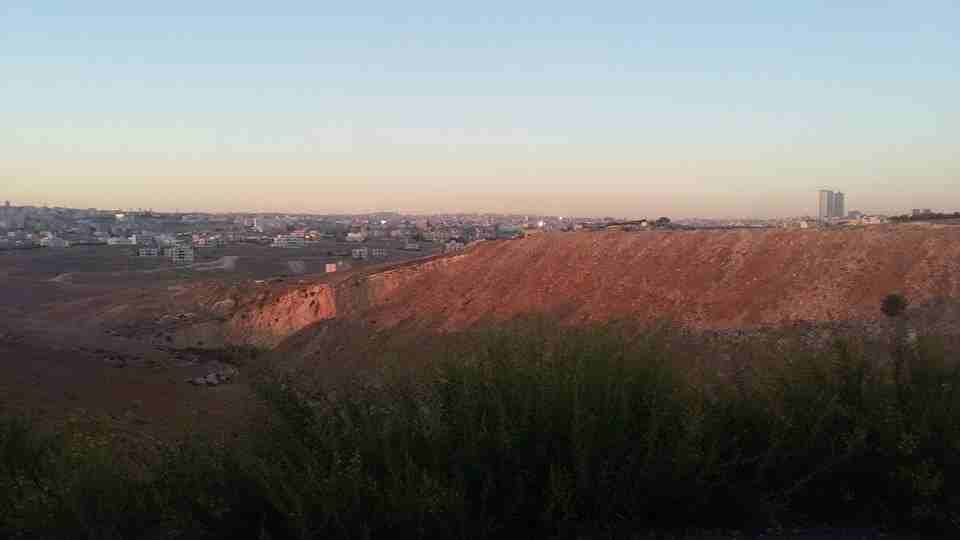 الأردن - عمان
فيلا عظم للبيع في مرج الحمام/ طريق الظهير - خلف مدارس الخمائل ب550م
القرية: البحاث
حوض: الطبقة
المساحة: 1.15 دنم
الفيلا مكونة من طابقين مساحة كل طابق 312م
الموقع: الظهير - خلف مدار...