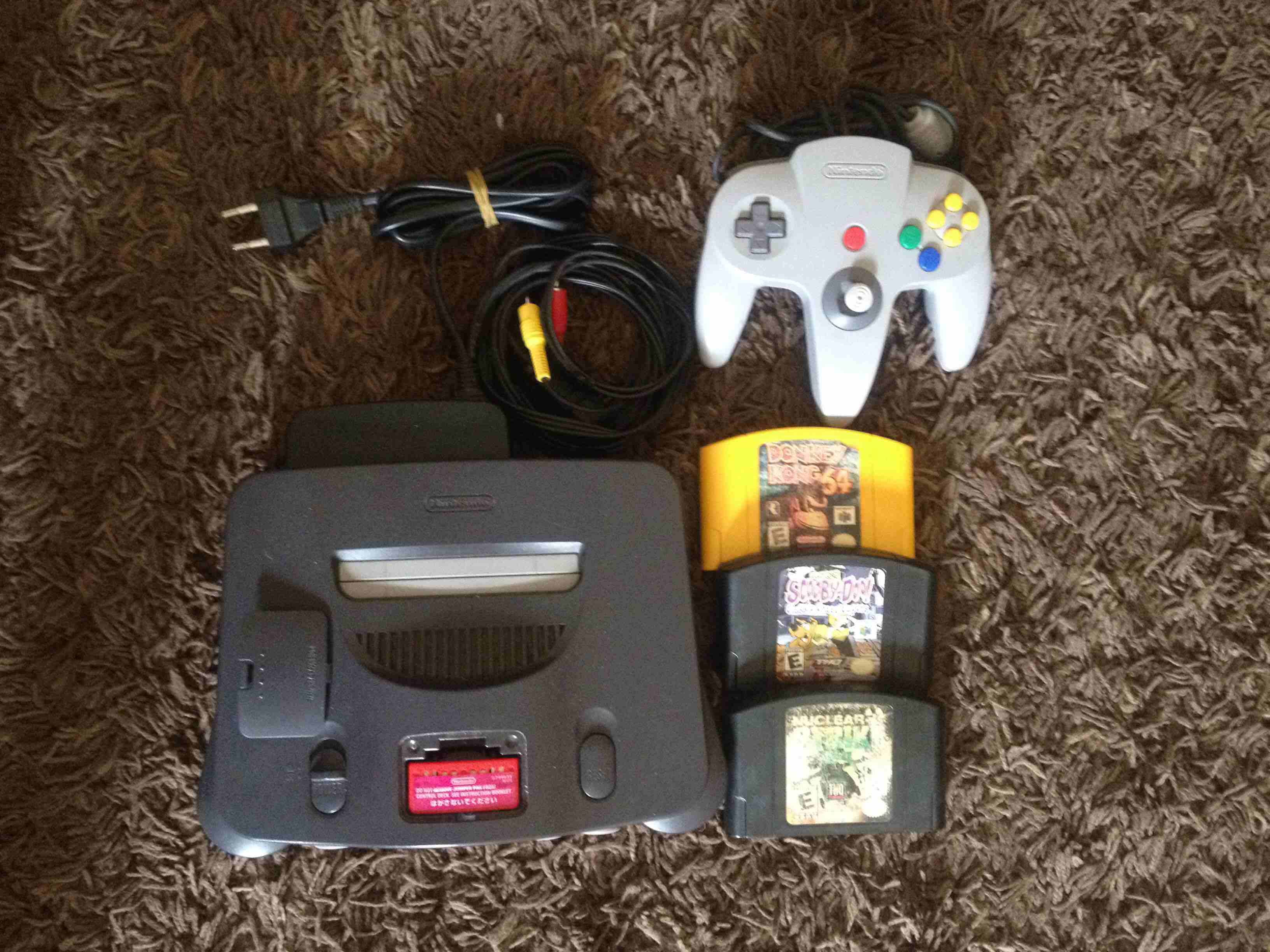 nintendo 64
جهاز نينتندو 64 مستعمل بحالة الجديد مع جميع وصلاتو محول 220v كهرباء على طول الجهاز نظام ntsc مع ثلاث العاب من اجمل الألعاب والألعاب نادرة ويوجد مع الجهاز المخ الأحمر كما هوه موضح بصور
الل...