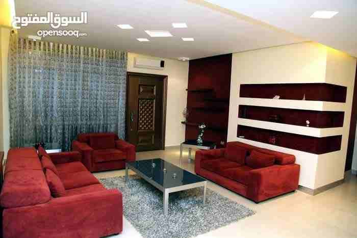 خلدا شقه ارضيه مع الفرش يسعر مميز
لا تنسَ أنك شاهدت هذا الإعلان في عنكبوت
خلدا شقه ارضيه شبه لم ت...