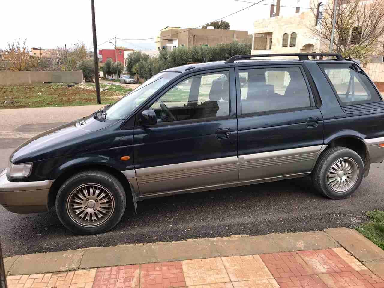 هيونداي سانتامو ، ترخيص سنة
لا تنسَ أنك شاهدت هذا الإعلان في عنكبوت
هيونداي سانتامو ، كحلي ، 7...