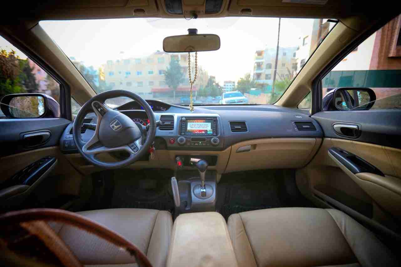 هوندا سيفيك 2008 هايبرررد
لا تنسَ أنك شاهدت هذا الإعلان في عنكبوت
للبيع المستعجل
ضربتين راس و 2...