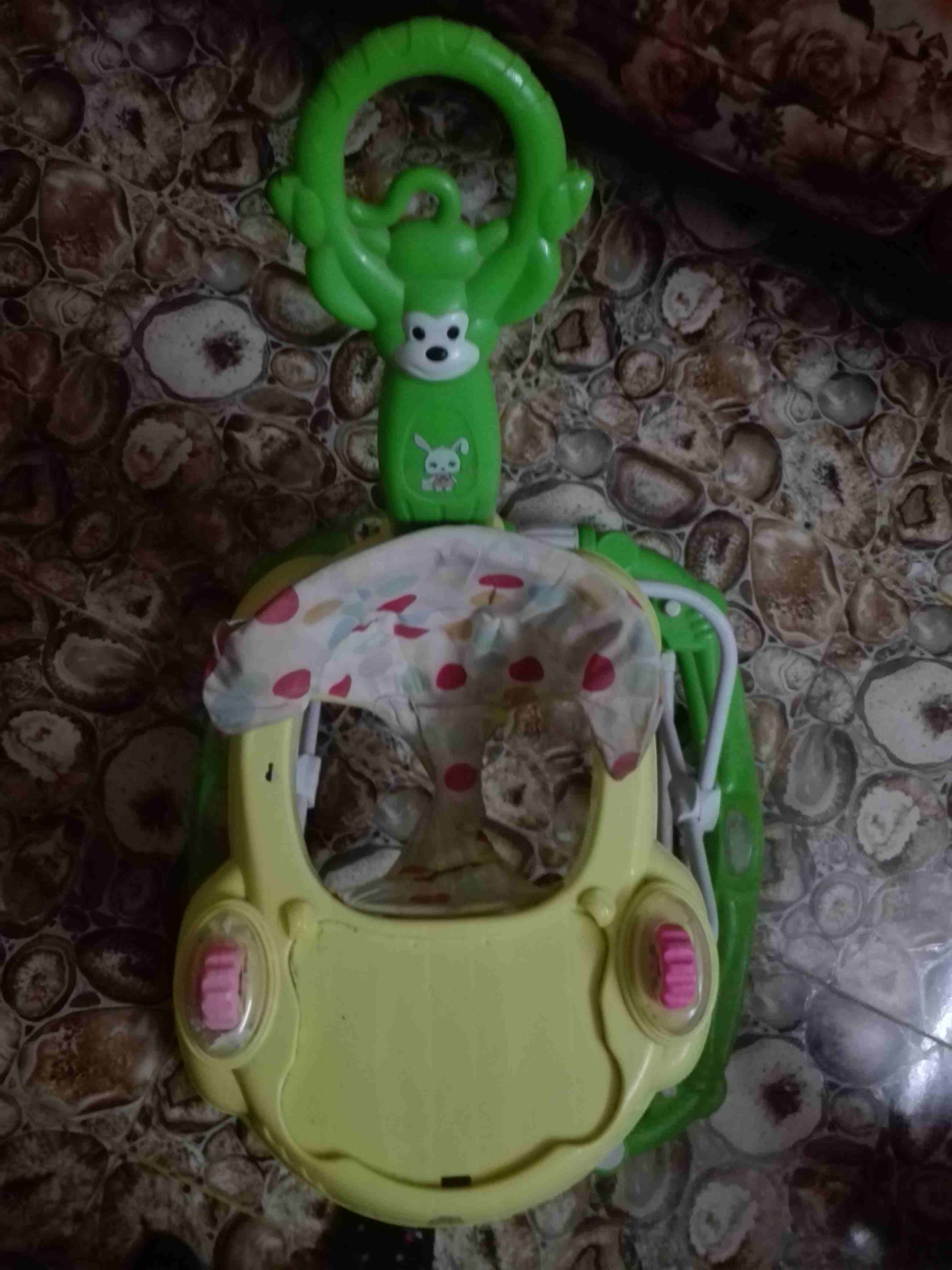 عرباي شبه جديده للبيع ب 10دنانير فقط اشتريتها ب 25الزرقاء حي الجبر
لا تنسَ أنك شاهدت هذا الإعلان في عنكبوت...