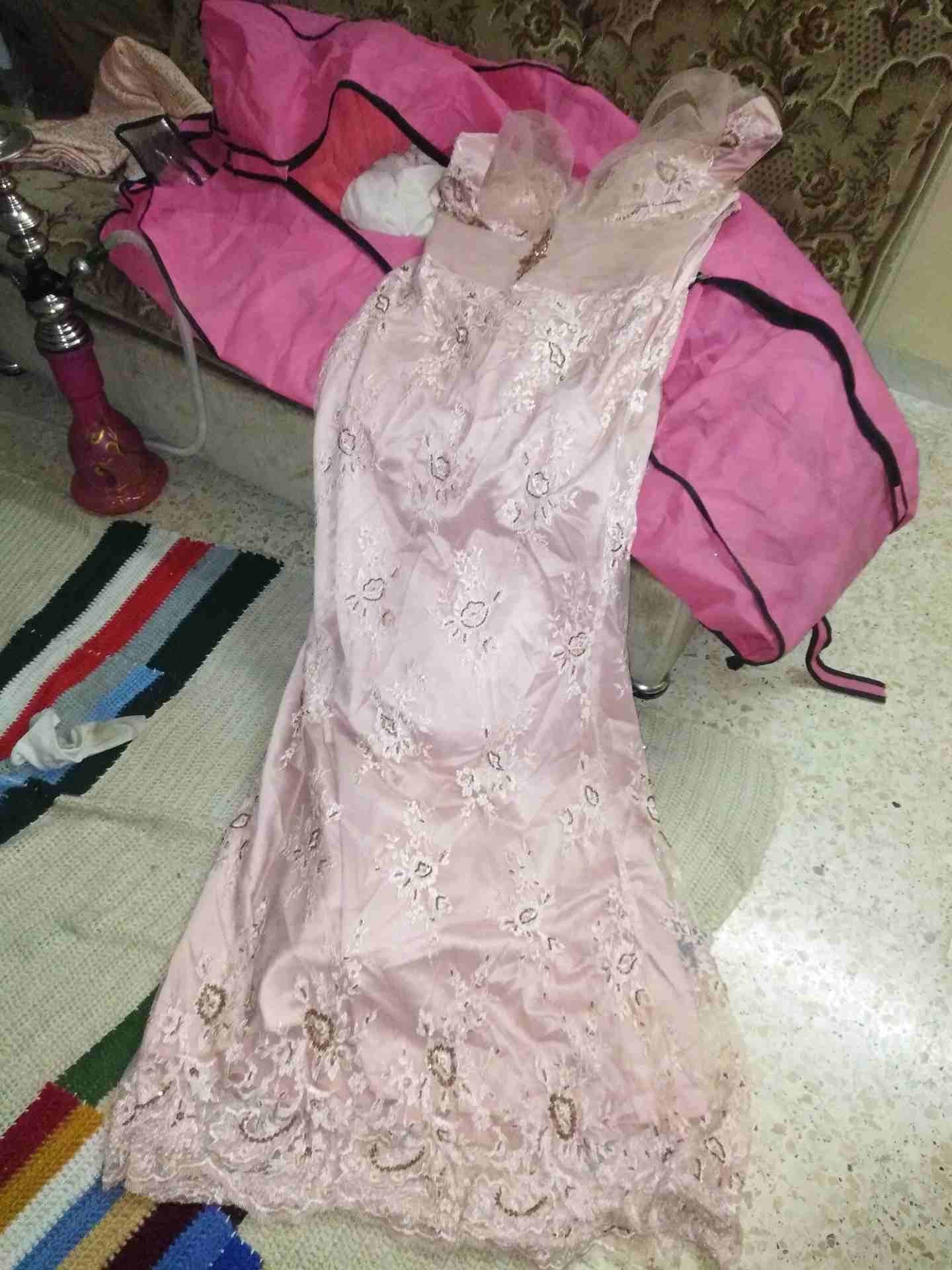فساتين للحفلات والاعراص للبيع عدد 5
لا تنسَ أنك شاهدت هذا الإعلان في عنكبوت
عرض خاص 5 فساتين للحف...