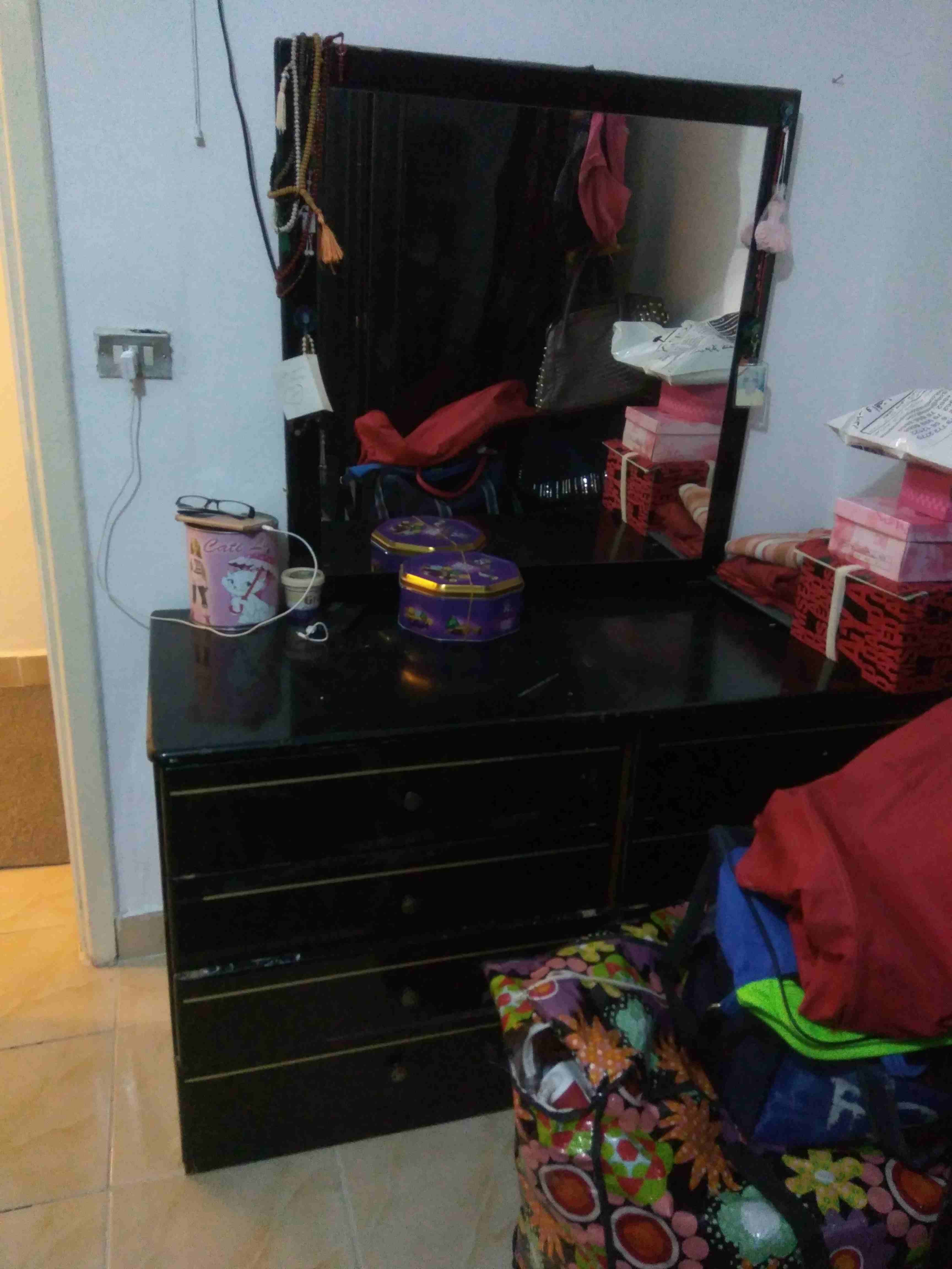 غراض للبيع مستعجل
لا تنسَ أنك شاهدت هذا الإعلان في عنكبوت
للبيع غراض بيت بسعر 400 دينار المكان عم...