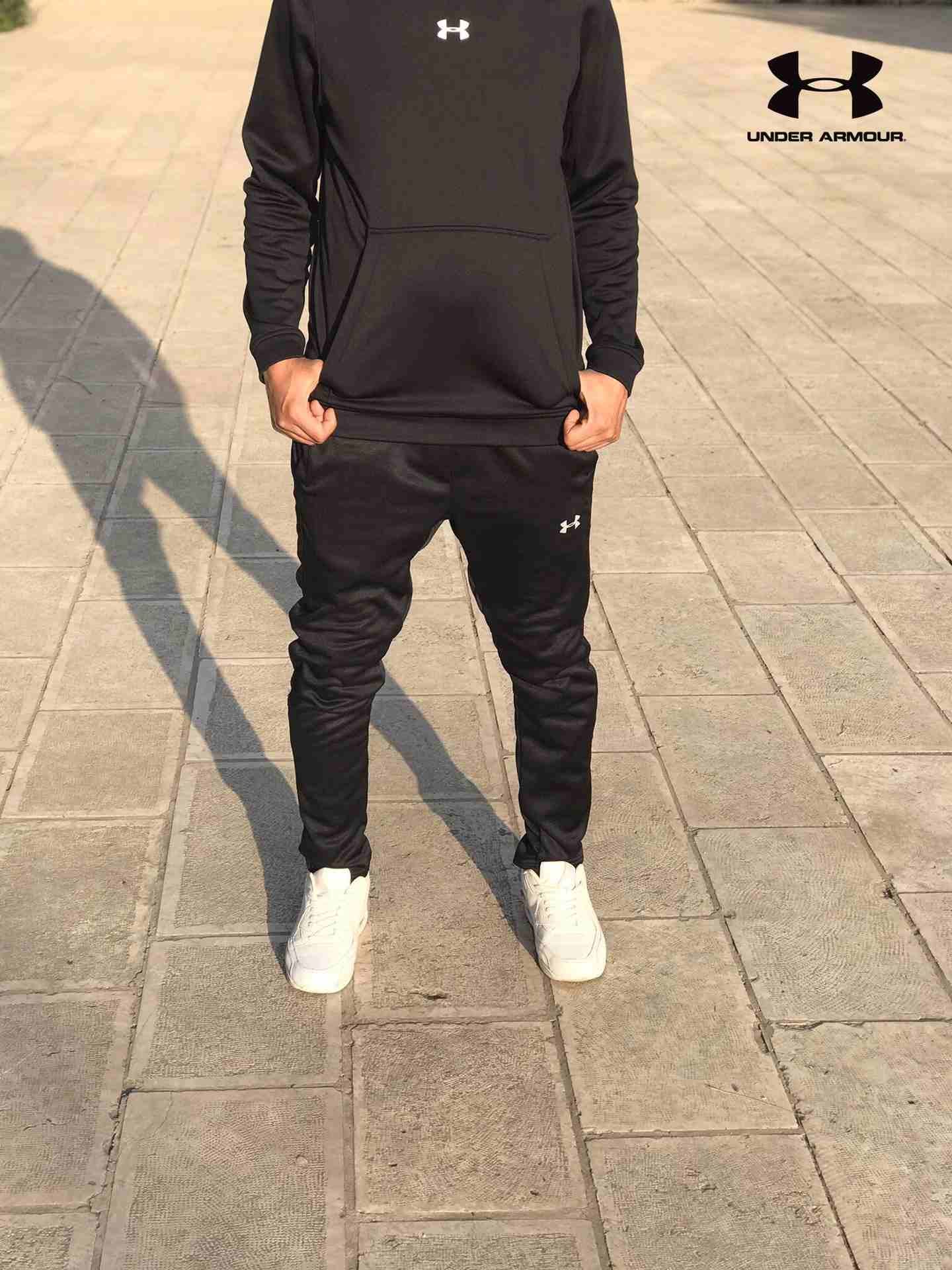 بنطال اندر ارمر
لا تنسَ أنك شاهدت هذا الإعلان في عنكبوت
البيع جمله ومفرق
للاستفسار 0777629513...