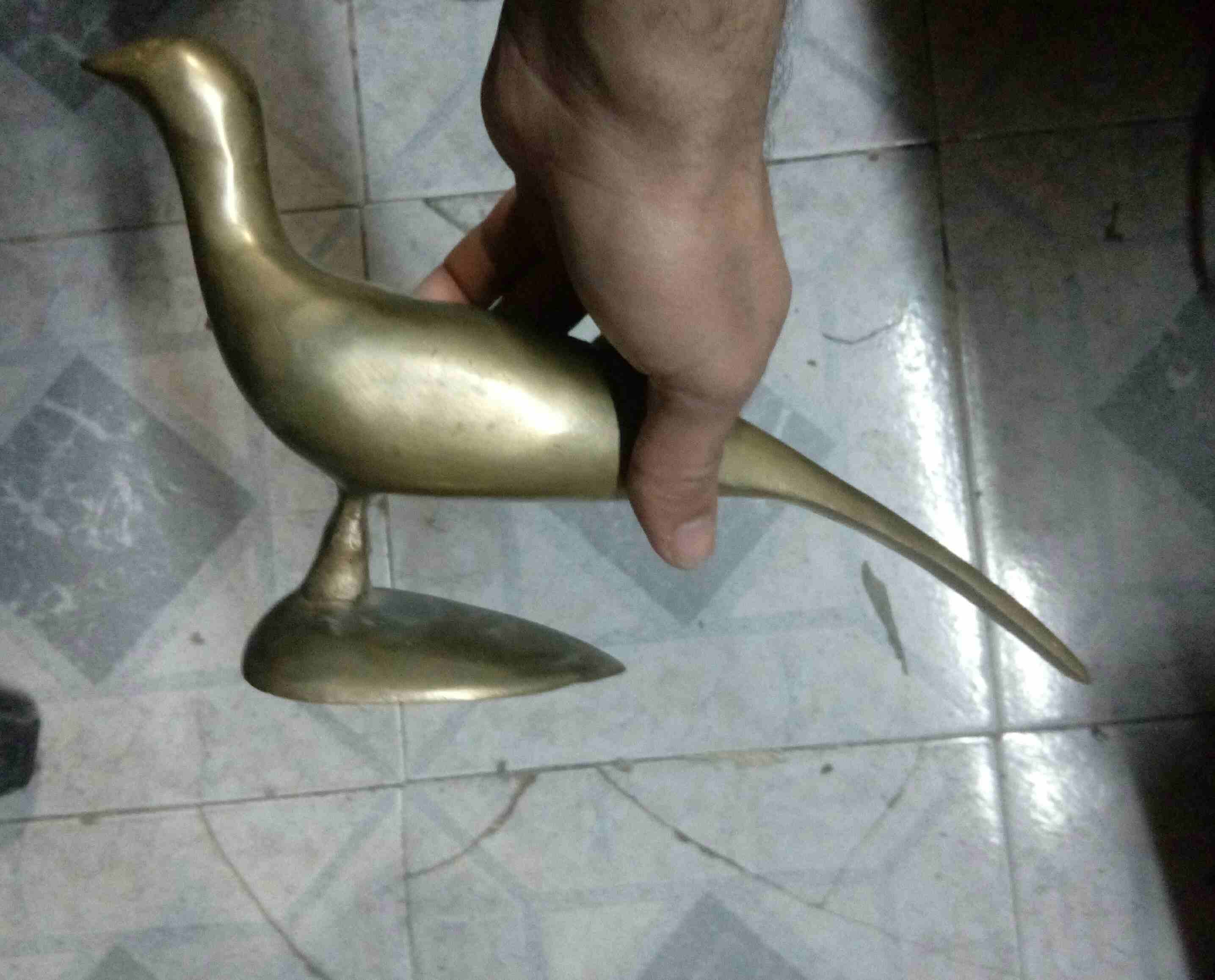 تمثال طائر بجع نحاس
لا تنسَ أنك شاهدت هذا الإعلان في عنكبوت
يصلح للزينه منظرو عالطبيعه كثير رائع...