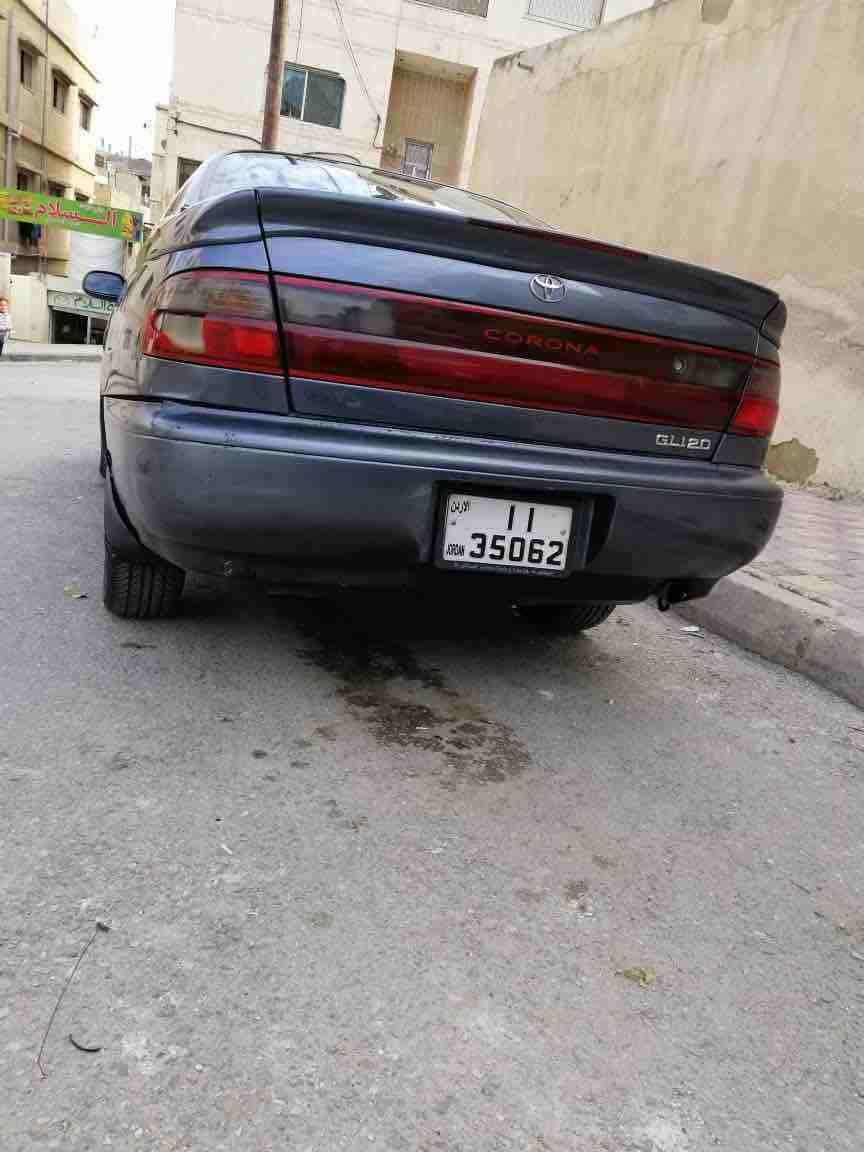 تويوتا كرونا 1992 متور 2000 وارد الشركة المالك الثاني للسياره زجاج ومراية كهرباء مسجل سي دي جنط وكوشوك جديد صيانه ومتابعه دائمة بالشركة واستعمل خفيف للسيارة