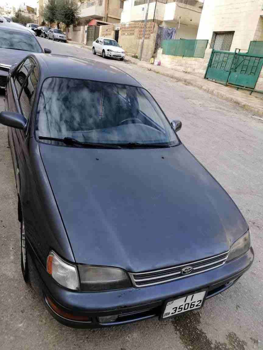 تويوتا كرونا 1992 متور 2000 وارد الشركة المالك الثاني للسياره زجاج ومراية كهرباء مسجل سي دي جنط وكوشوك جديد صيانه ومتابعه دائمة بالشركة واستعمل خفيف للسيارة