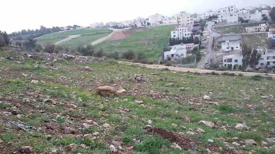 الأردن - السلط
قطعة ارض في السرو - قرب مسجد إسكان طيبة
القرية: السلط
حوض: البشيري
المساحة: 989م
الموقع: تبعد 390م عن مسجد إسكان طيبة
واجهة على الشارع 33.5م، طول 30م
شارع 12م
التصنيف: سكن أ
ال...