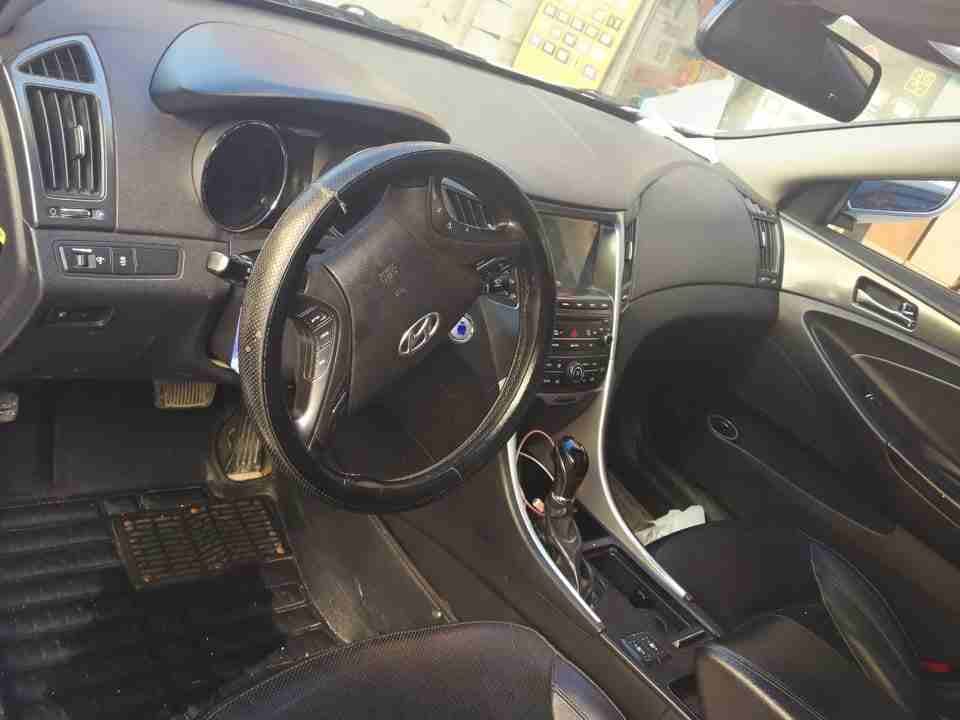 سوناتا 2014 للبيع بدفعة 3000
فحصها 7 جيد
ماشية 75 الف كم
ماتورها 2400 CC
فتحة بانوراما
كراسي مدفية
شاشة كاميرا خلفية
مري كهرباء
بدفعة اولى 3000 دينار وقسط شهري 250 دينار
لغاية 5 سنوات
للاستفسار الرجا...
