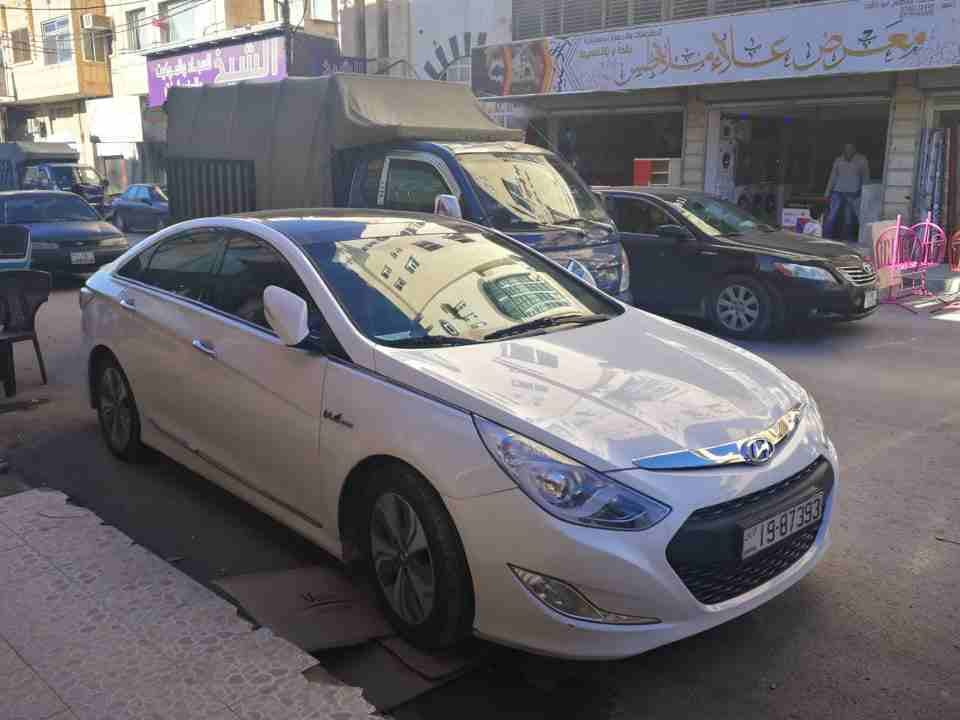 سوناتا 2014 للبيع بدفعة 3000
فحصها 7 جيد
ماشية 75 الف كم
ماتورها 2400 CC
فتحة بانوراما
كراسي مدفية
شاشة كاميرا خلفية
مري كهرباء
بدفعة اولى 3000 دينار وقسط شهري 250 دينار
لغاية 5 سنوات
للاستفسار الرجا...
