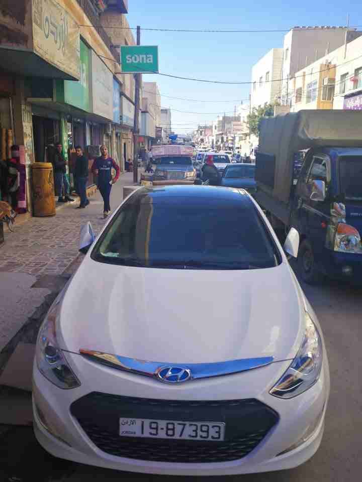 سوناتا 2014 للبيع بدفعة 3000
فحصها 7 جيد
ماشية 75 الف كم
ماتور 2400 cc
فتحة بانوراما
كراسي مدفية
شاشة كاميرا خلفية
مري كهرباء
بدفعة اولى 3000 دينار وقسط شهري 250 دينار
لغاية 5 سنوات
للاستفسار الرجاء...